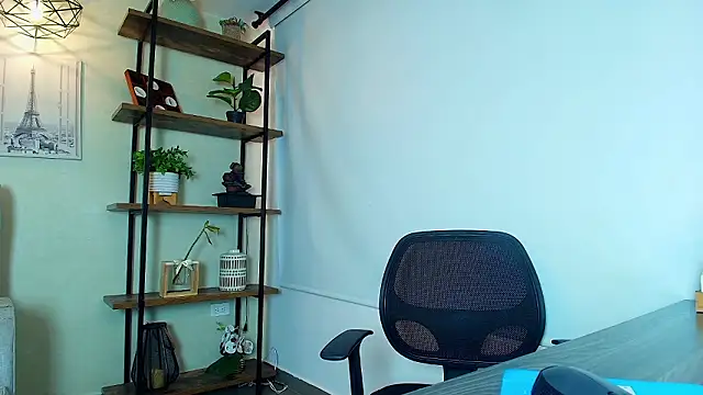 Victoria-Collins  online show from 2, 3, 2026