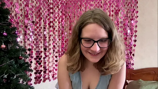 Snapshot of Luminosa chatting on 28, 2, 2026 Luminosa online show from 28, 2, 2026