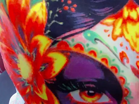 thalia perveertt online show from 14, 4, 2026