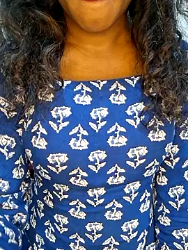 Akni  online show from 25, 4, 2026