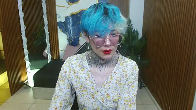 Lyra tay online show from 9, 4, 2026