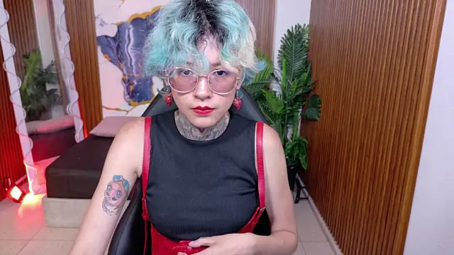 Lyra tay online show from 23, 5, 2026