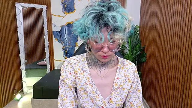 Lyra tay online show from 27, 5, 2026