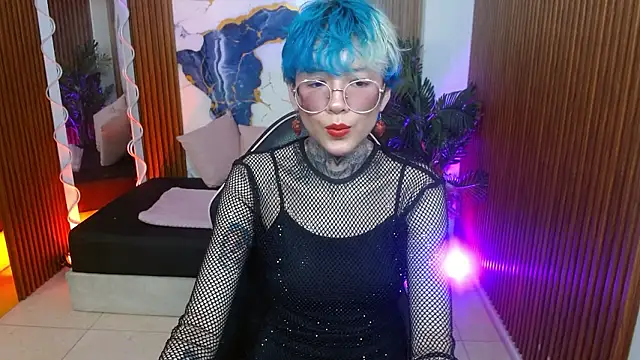 Lyra tay online show from 7, 3, 2026