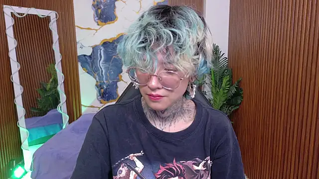 Lyra tay online show from 3, 6, 2026