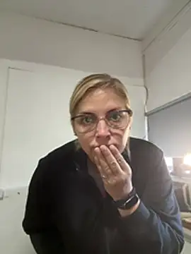 romi13 online show from 7, 8, 2026