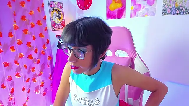 Madeline 21 online show from 21, 3, 2026