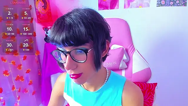 Madeline 21 online show from 19, 3, 2026