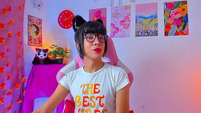 Madeline 21 online show from 30, 3, 2026