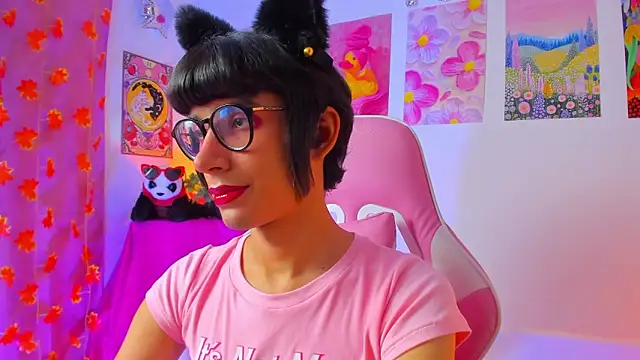 Madeline 21 online show from 29, 3, 2026