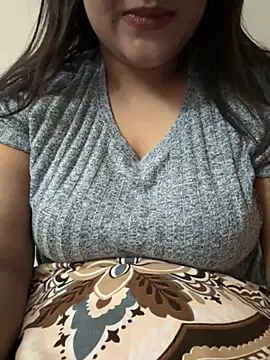 Malluqueen online show from 28, 2, 2026