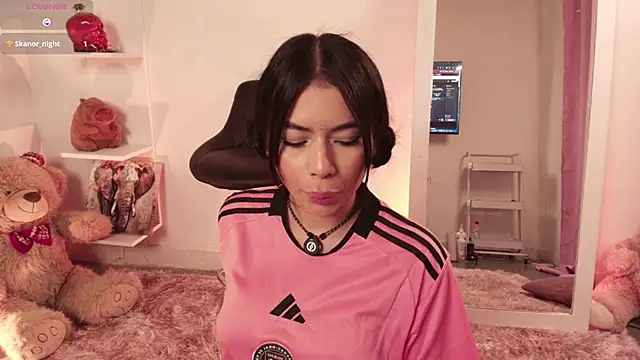 ema parkerr online show from 17, 4, 2026