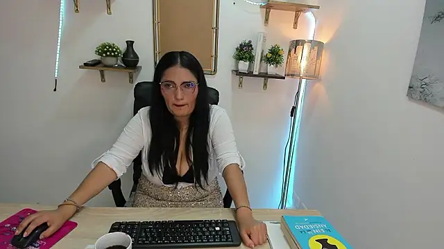 Stefy cg online show from 13, 3, 2026