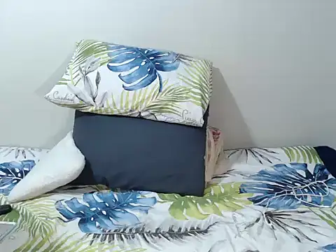  FineBabe online show from 5, 4, 2026