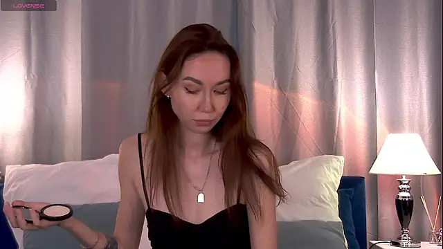 Snapshot of EmilyGray__ chatting on 18, 7, 2026 EmilyGray online show from 18, 7, 2026