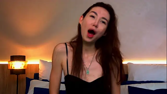 EmilyGray   online show from 4, 6, 2026