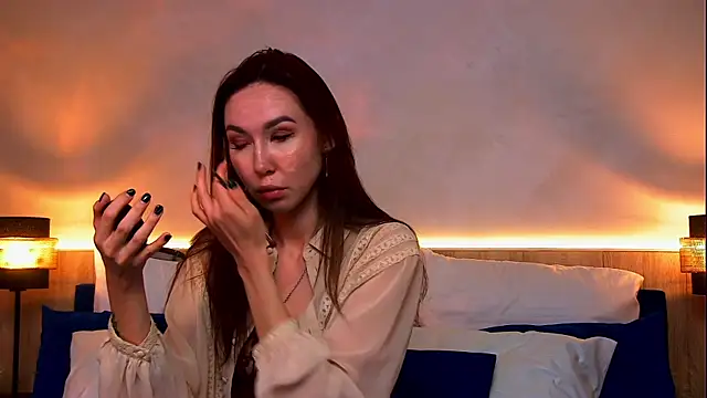 Snapshot of EmilyGray__ chatting on 6, 6, 2026 EmilyGray online show from 6, 6, 2026