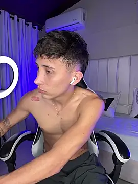 Snapshot of Rome_cortes chatting on 3, 3, 2026 Rome cortes online show from 3, 3, 2026