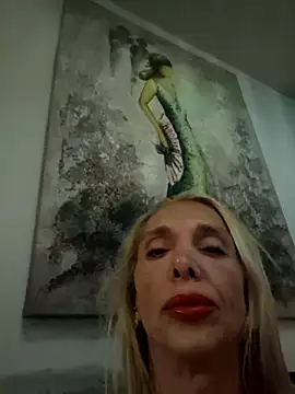 Snapshot of ssndratrans chatting on 12, 6, 2026 ssndratrans online show from 12, 6, 2026