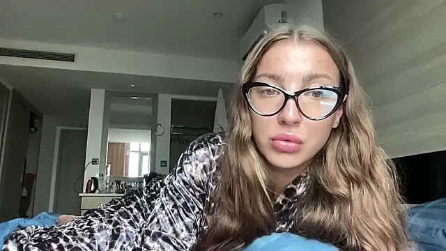 Kit kata online show from 13, 4, 2026