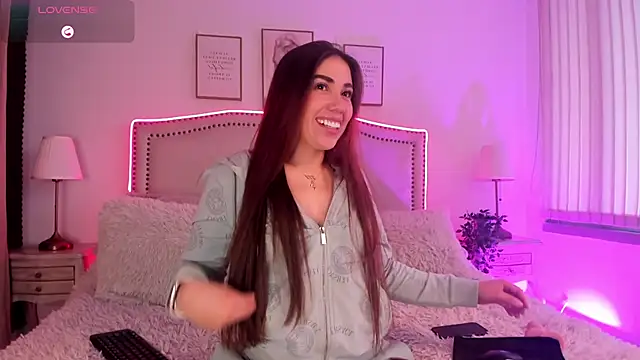 Hanna klover online show from 24, 6, 2026