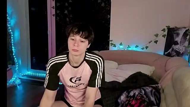 AnthonyCuutie online show from 15, 4, 2026