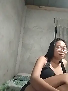 Snapshot of angelpinay44 chatting on 7, 7, 2026 angelpinay44 online show from 7, 7, 2026