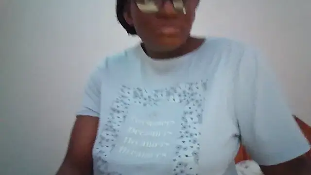 SexyGemBeauty online show from 9, 4, 2026