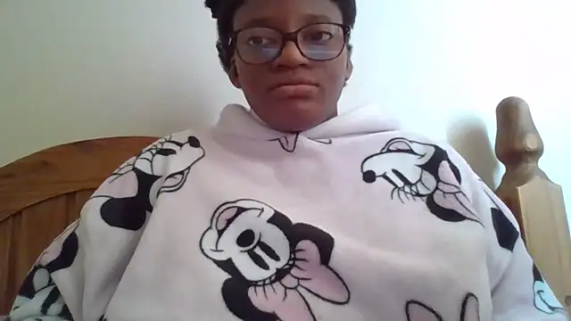 SexyGemBeauty online show from 5, 4, 2026