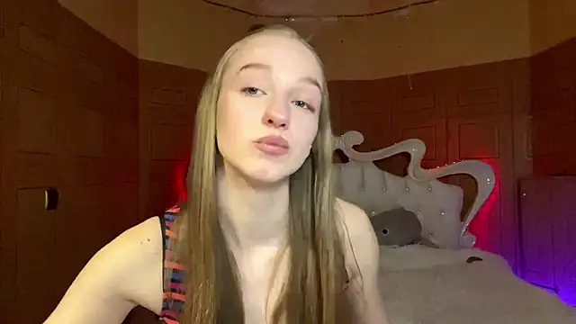 Anika Socutehe online show from 11, 3, 2026