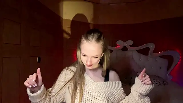 Anika Socutehe online show from 13, 3, 2026