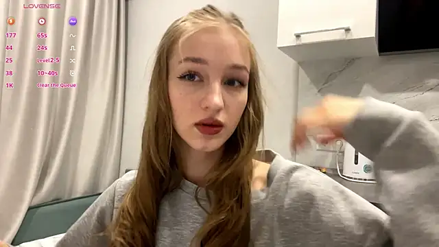 Anika Socutehe online show from 15, 6, 2026