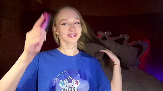 Anika Socutehe online show from 31, 3, 2026