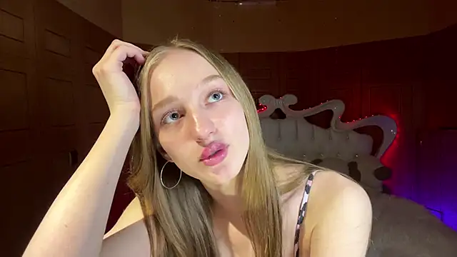 Anika Socutehe online show from 7, 4, 2026