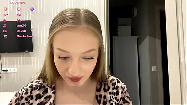 Anika Socutehe online show from 24, 5, 2026