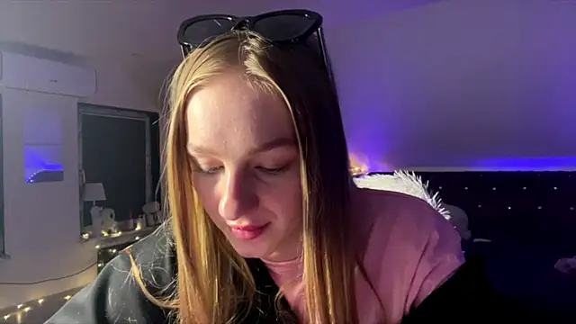 Anika Socutehe online show from 29, 6, 2026