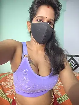 Snapshot of Tinaa_baby chatting on 23, 5, 2026 Tinaa baby online show from 23, 5, 2026