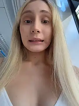 Pink Kiss online show from 6, 8, 2026