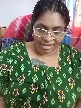 Snapshot of deepika-mallus chatting on 21, 6, 2026 deepika-mallus online show from 21, 6, 2026