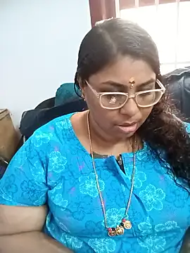 Snapshot of deepika-mallus chatting on 22, 3, 2026 deepika-mallus online show from 22, 3, 2026