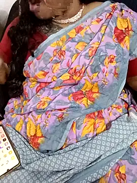 Snapshot of deepika-mallus chatting on 6, 3, 2026 deepika-mallus online show from 6, 3, 2026