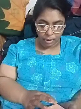 Snapshot of deepika-mallus chatting on 21, 5, 2026 deepika-mallus online show from 21, 5, 2026