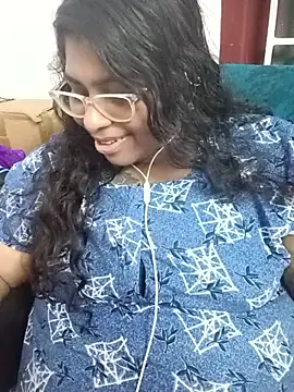 Snapshot of deepika-mallus chatting on 31, 5, 2026 deepika-mallus online show from 31, 5, 2026