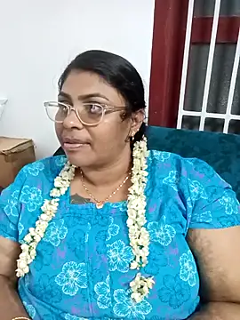 Snapshot of deepika-mallus chatting on 12, 3, 2026 deepika-mallus online show from 12, 3, 2026