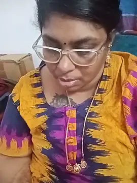 Snapshot of deepika-mallus chatting on 25, 5, 2026 deepika-mallus online show from 25, 5, 2026
