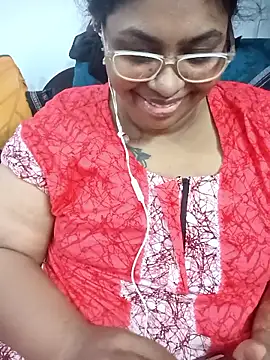 Snapshot of deepika-mallus chatting on 20, 5, 2026 deepika-mallus online show from 20, 5, 2026