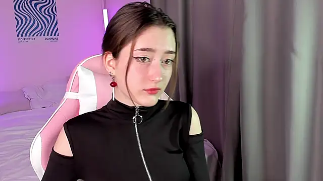 Vodka Ramfi online show from 4, 3, 2026