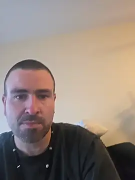 Biggbaddwulf7 online show from 8, 4, 2026