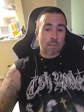 Biggbaddwulf7 online show from 20, 5, 2026