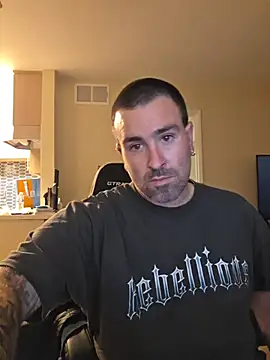 Biggbaddwulf7 online show from 13, 5, 2026